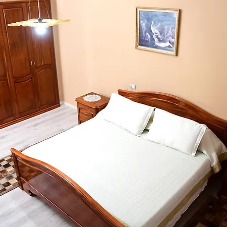 Taulantia Durrës