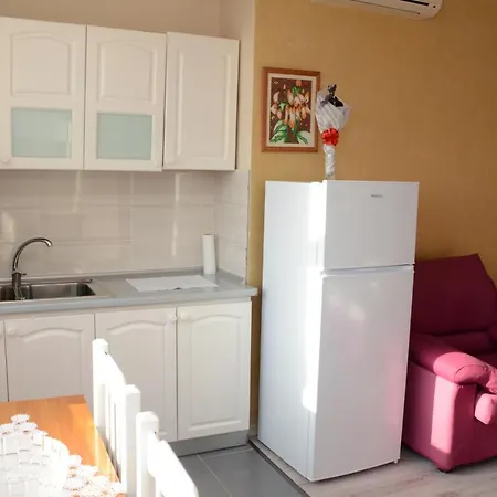 Taulantia Apartmán *